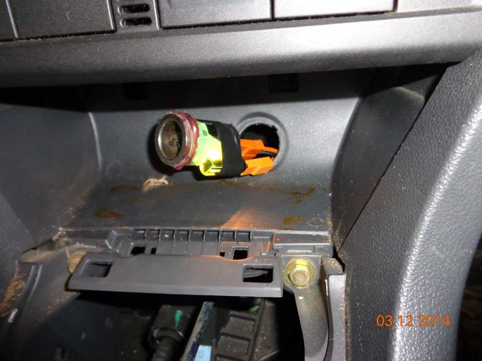 прикуриватель ford focus 3