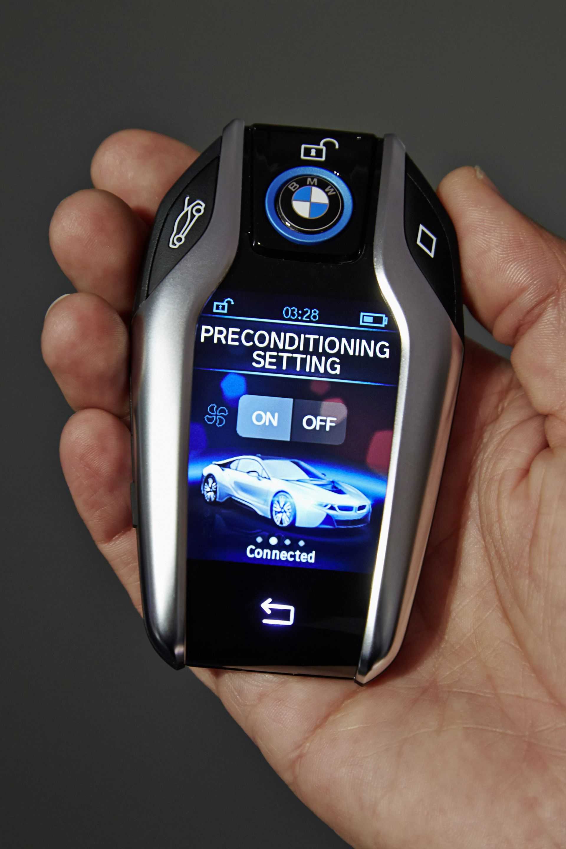 Пульт от БМВ i8. BMW i8 ключ. Ключ от БМВ i8. Ключ БМВ х7.