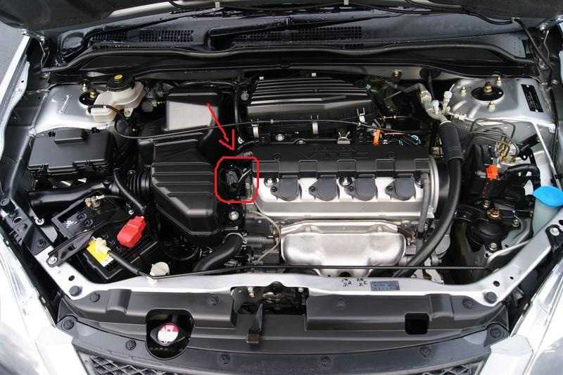 Хонда стрим какой двигатель. Honda Civic 2008 двигатель. Honda Civic d17a. Мотор Хонда Цивик 1.4 2008 год. Honda Civic 7 Ferio мотор.
