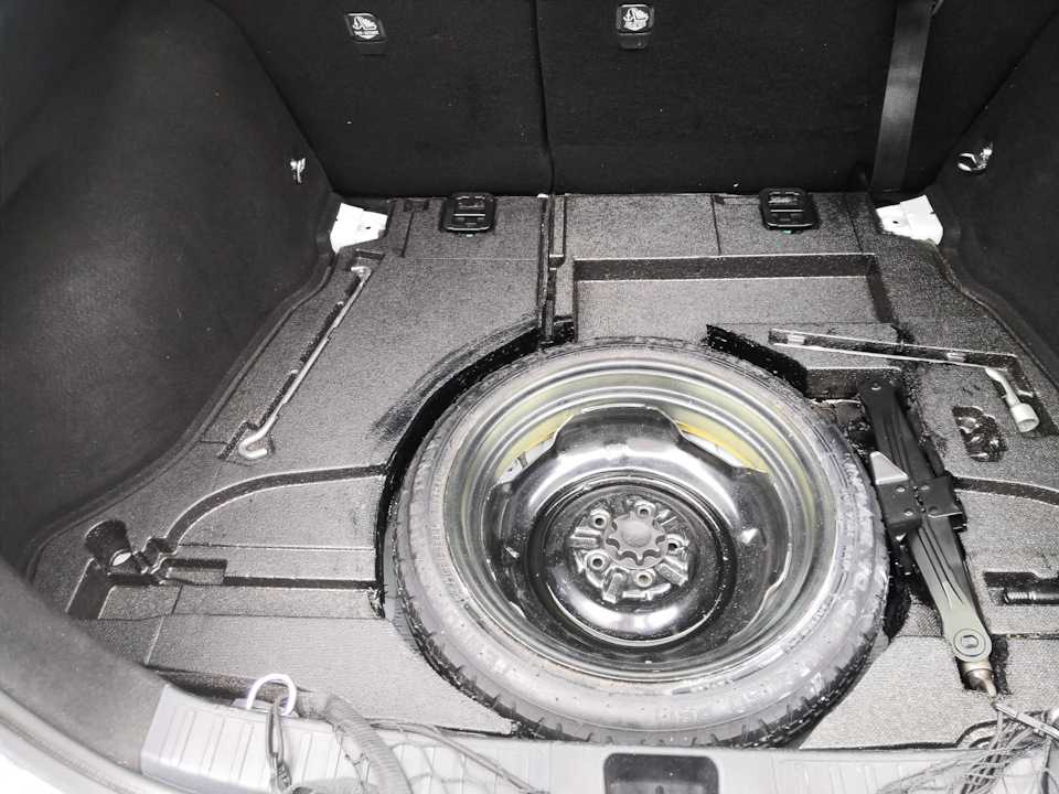 Honda cr-v с 2012 года, замена поврежденного колеса инструкция онлайн